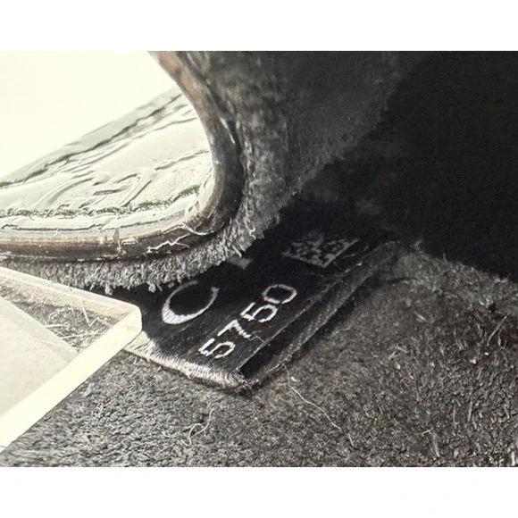 Gucci Broadway Clutch Small in Black Embossed Microguccissima Patent Leather S05 - Picture 13 of 16